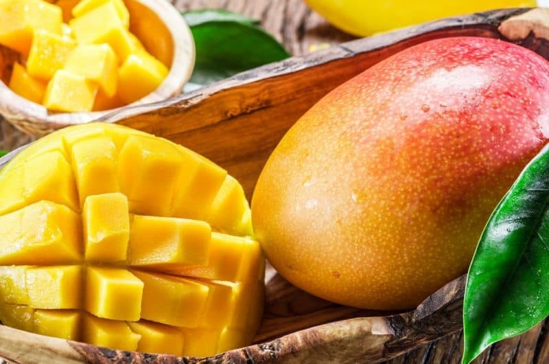 How to Ripen a Mango Fast (6 Simple Ways) » Recipefairy.com